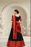 Traditional Woven Silk Saree with Designer Border and Elegant Pallu