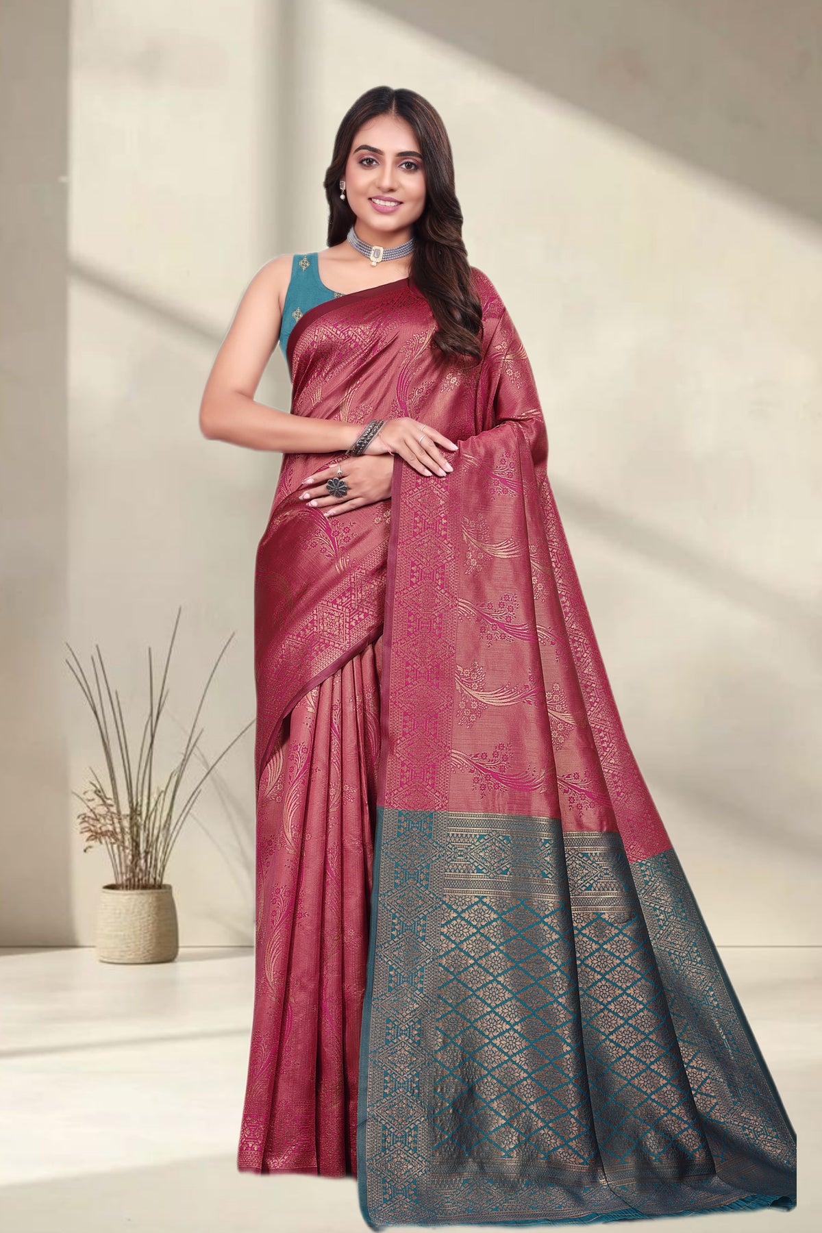 Designer Jacquard Silk Saree with Geometric Woven Pattern and Contrast Pallu