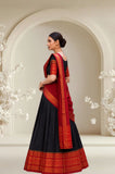 Traditional Woven Silk Saree with Designer Border and Elegant Pallu