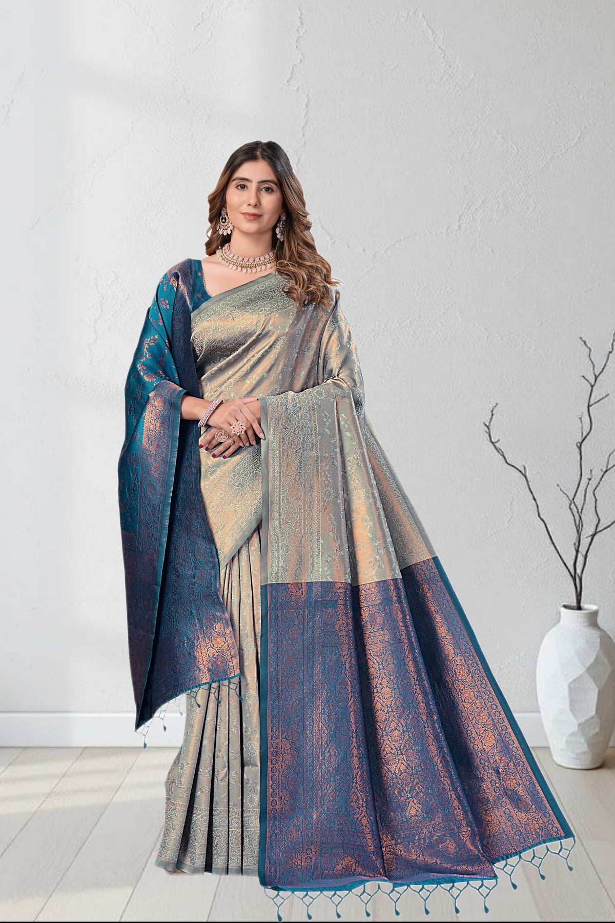 Designer Jacquard Saree with Intricate Woven Motifs
